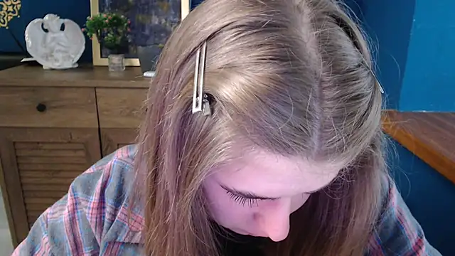 Snapshot of Sunny_siren chatting on 18, 5, 2026 Sunny siren online show from 18, 5, 2026