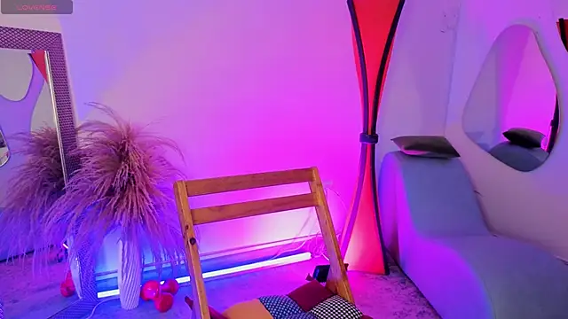 fransheskarossi online show from 19, 4, 2026