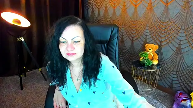 IrissMoon online show from 20, 5, 2026
