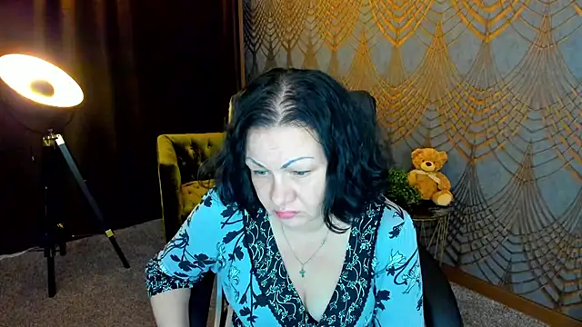Snapshot of IrissMoon chatting on 11, 6, 2026 IrissMoon online show from 11, 6, 2026