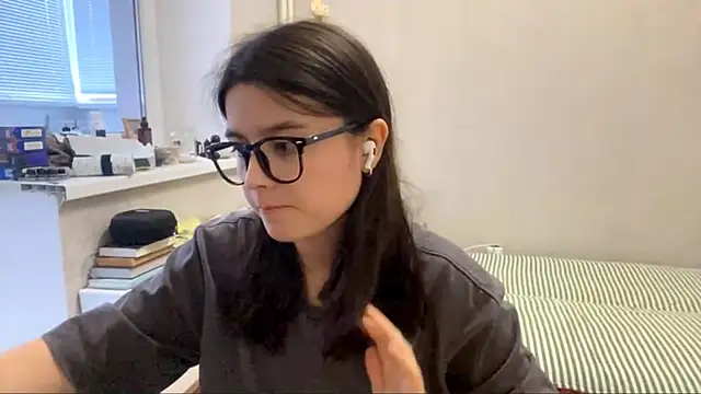 Snapshot of SaintMari chatting on 12, 7, 2026 SaintMari online show from 12, 7, 2026