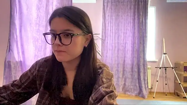 SaintMari online show from 28, 4, 2026