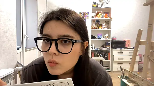 SaintMari online show from 8, 4, 2026