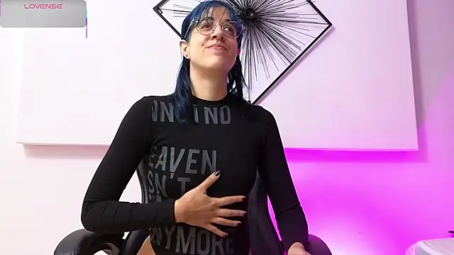 Rosse Baker  online show from 4, 3, 2026