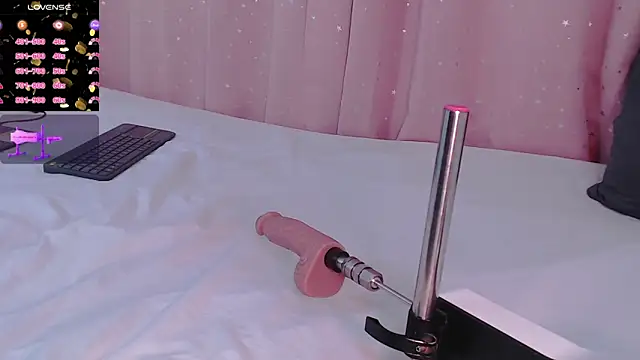 Snapshot of may_2911 chatting on 20, 2, 2026 may 2911 online show from 20, 2, 2026