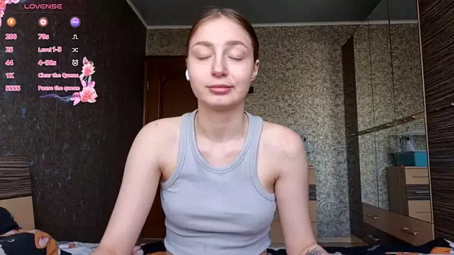 Snapshot of MousyHello chatting on 27, 2, 2026 MousyHello online show from 27, 2, 2026