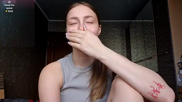 Snapshot of MousyHello chatting on 12, 2, 2026 MousyHello online show from 12, 2, 2026