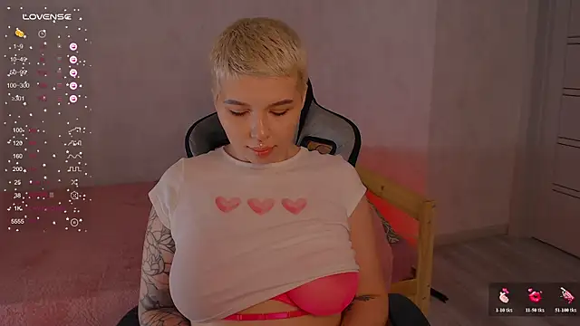 Elise Day online show from 25, 6, 2026