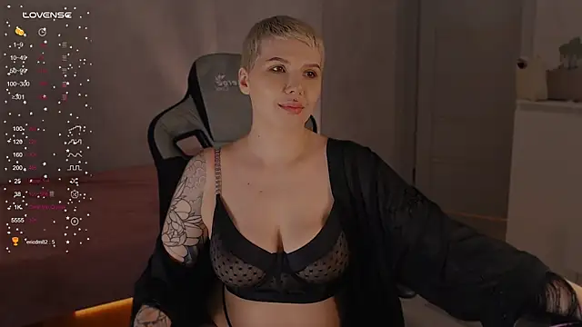 Elise Day online show from 16, 6, 2026