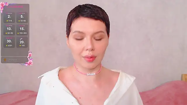 Elise Day online show from 17, 5, 2026