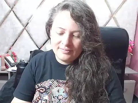 Sarah Boobs  online show from 8, 2, 2026