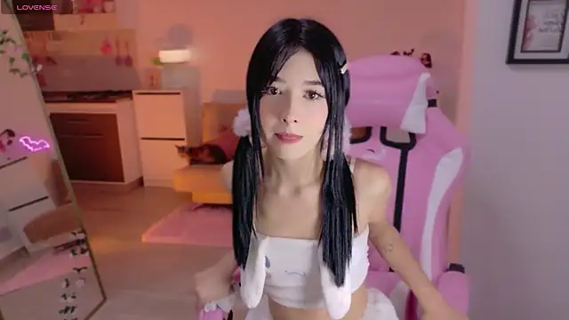 Blush Marie online show from 24, 4, 2026
