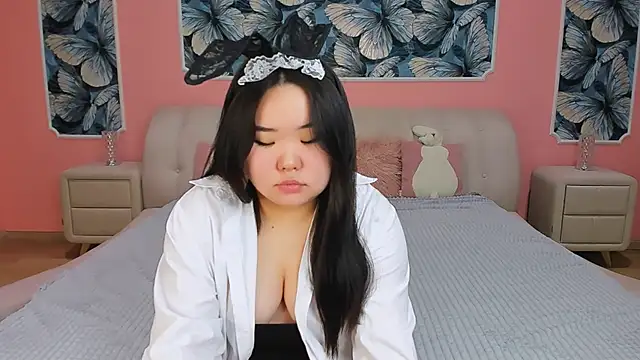 YUMI G online show from 27, 2, 2026