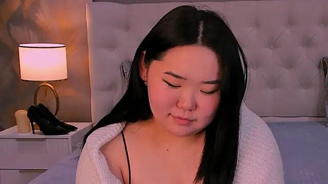 YUMI G online show from 8, 2, 2026