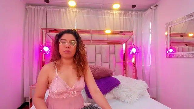AllisonAdams  online show from 29, 3, 2026