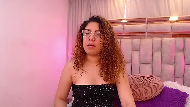 AllisonAdams  online show from 9, 4, 2026
