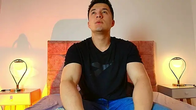 Alexander Connor online show from 23, 4, 2026