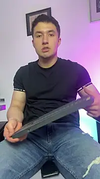 Alexander Connor online show from 25, 5, 2026