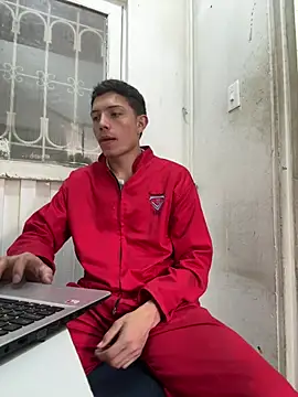 santiObrero online show from 7, 5, 2026