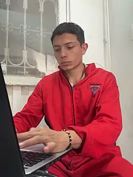 santiObrero online show from 28, 4, 2026