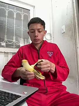 santiObrero online show from 17, 4, 2026