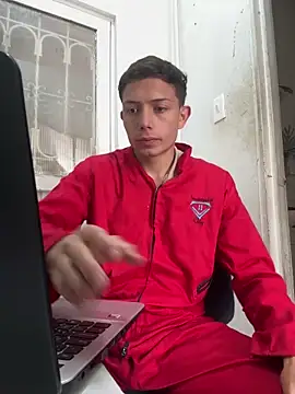 santiObrero online show from 4, 5, 2026
