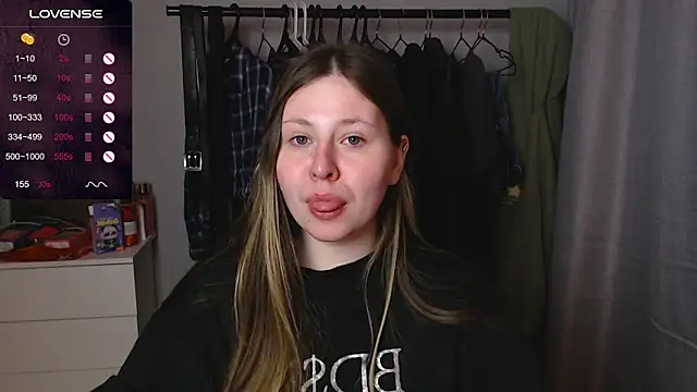 Snapshot of secretvic chatting on 5, 2, 2026 secretvic online show from 5, 2, 2026