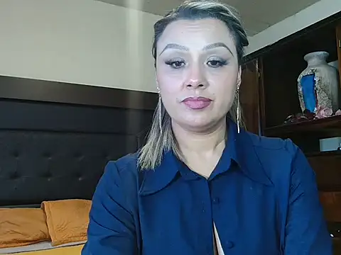 Snapshot of aitanalove_ chatting on 6, 2, 2026 aitanalove online show from 6, 2, 2026