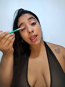 Eva Ferrari online show from 6, 5, 2026