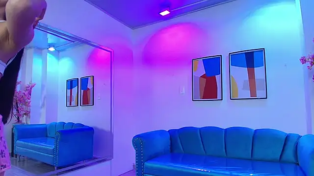 Snapshot of Zoe_swan chatting on 3, 3, 2026 Zoe swan online show from 3, 3, 2026