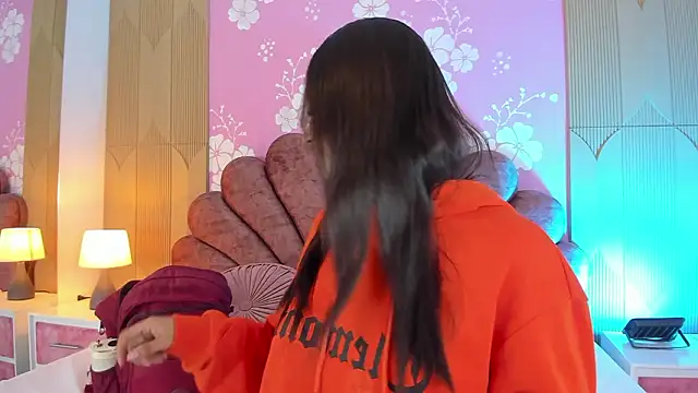 MadisonFox1 online show from 8, 3, 2026