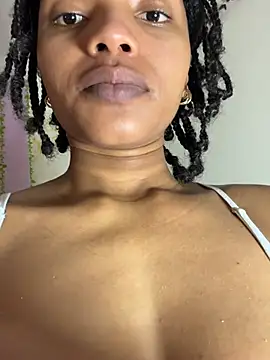 Snapshot of Ebony_love07 chatting on 8, 6, 2026 Ebony love07 online show from 8, 6, 2026