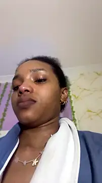 Snapshot of Ebony_love07 chatting on 9, 7, 2026 Ebony love07 online show from 9, 7, 2026