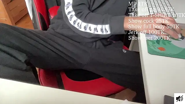 Snapshot of lukee000 chatting on 2, 2, 2026 lukee000 online show from 2, 2, 2026