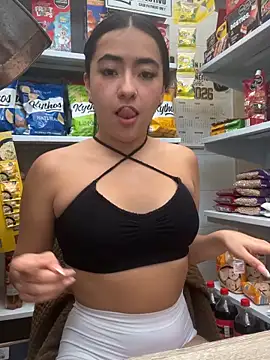 AuroraJohns Pink online show from 18, 2, 2026