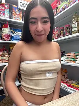 AuroraJohns Pink online show from 17, 2, 2026