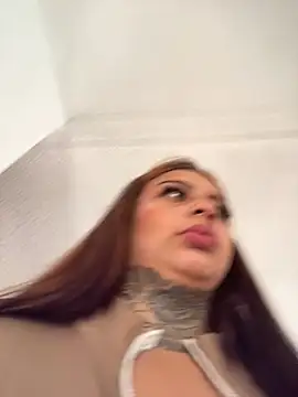 EmilyMoore Pink online show from 10, 2, 2026