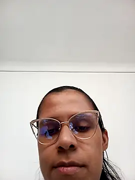 mitzukywinteer online show from 25, 3, 2026