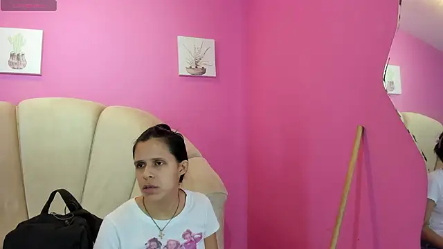 Snapshot of mitzukywinteer chatting on 23, 2, 2026 mitzukywinteer online show from 23, 2, 2026