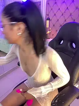 Auri   online show from 19, 3, 2026