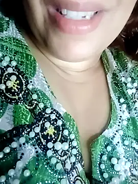 Snapshot of Naughty-Yousra chatting on 28, 2, 2026 Naughty-Yousra online show from 28, 2, 2026