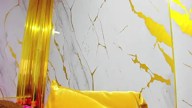 Snapshot of zaira_skinny chatting on 19, 2, 2026 zaira skinny online show from 19, 2, 2026