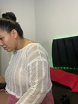 Helena-Paola online show from 26, 6, 2026