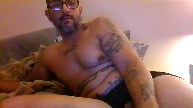 Snapshot of Tattoos77 chatting on 28, 5, 2026 Tattoos77 online show from 28, 5, 2026