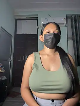 RadhikaHotty online show from 1, 5, 2026
