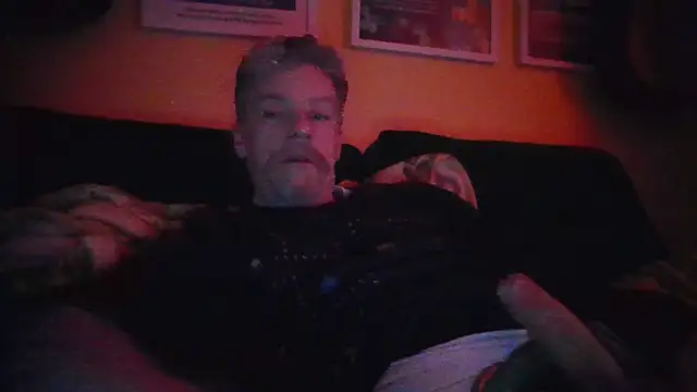 chiichii23 online show from 15, 2, 2025