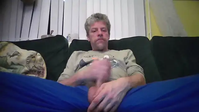 chiichii23 online show from 10, 3, 2025