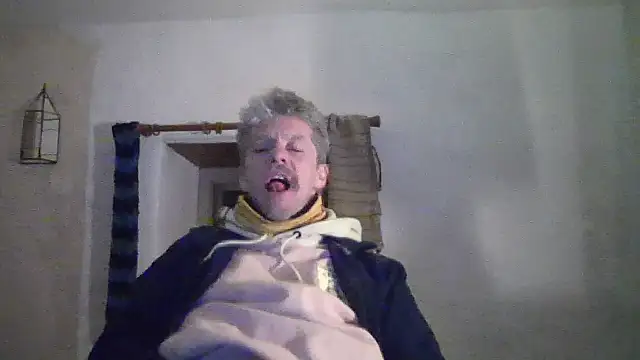 chiichii23 online show from 21, 11, 2025