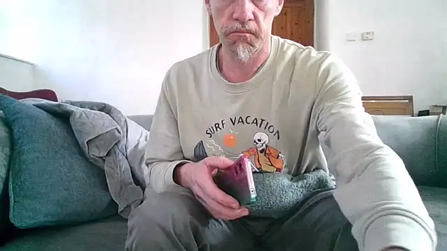 chiichii23 online show from 9, 11, 2025