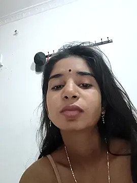 Cute-Natashaa online show from 4, 3, 2026